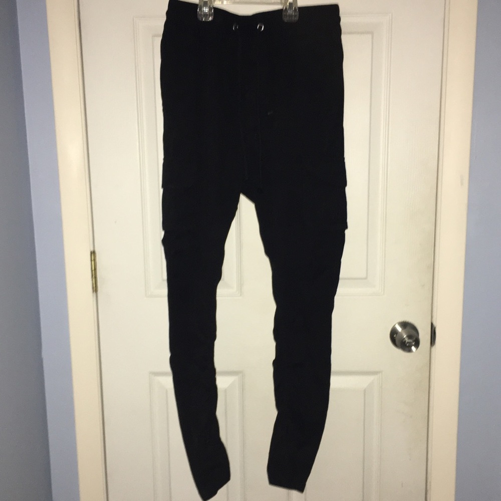 Black jogger jeans